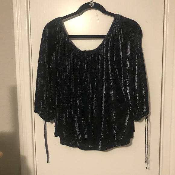 American Eagle Outfitters Tops - AE Blue Off the Shoulder Velvet Top